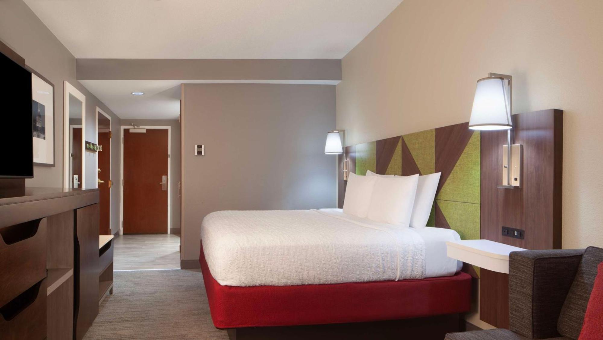 Hampton Inn & Suites-Atlanta Airport North-I-85 Hapeville Экстерьер фото