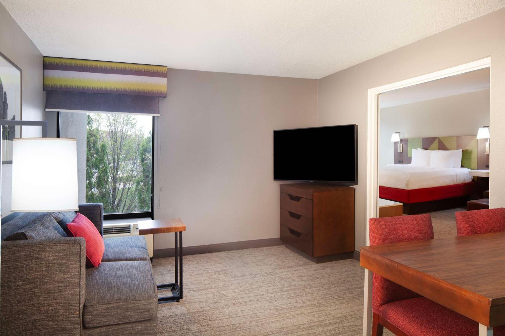 Hampton Inn & Suites-Atlanta Airport North-I-85 Hapeville Экстерьер фото